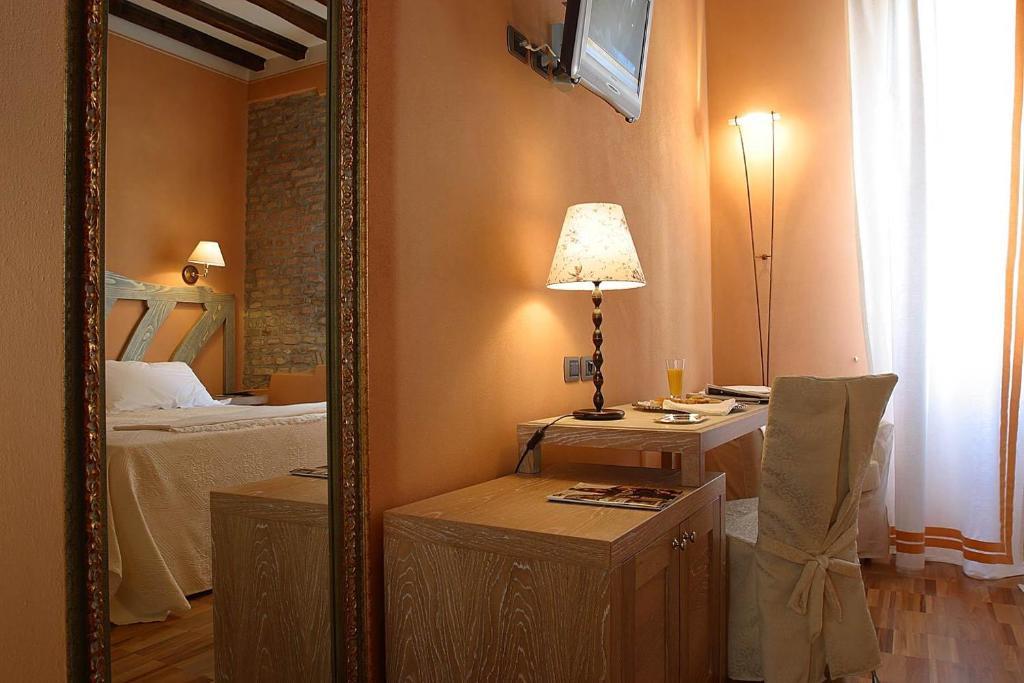 Albergo Morandi Reggio Emilia Værelse billede
